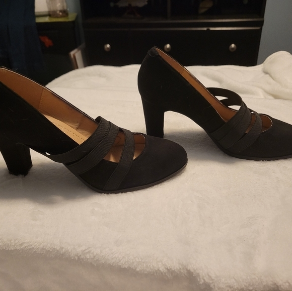 JG shoes - Picture 2 of 7